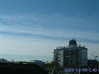 in Tokyo 2003.12.9 08:40 (enlarg. 87)