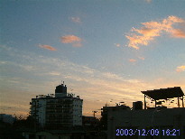 in Tokyo 2003.12.9 16:22 (enlarg. c13)